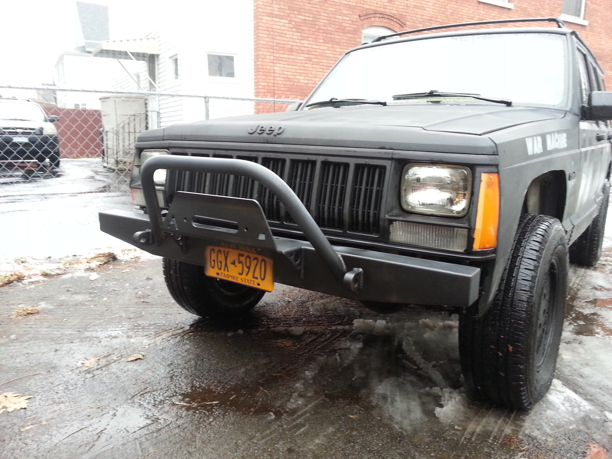 thumbnail image 2 of Front Stinger Bumper Assembly With Lights & Winch Plate For Jeep Cherokee XJ & Comanche MJ (1984-2001) - Black Steel 2 of 3
