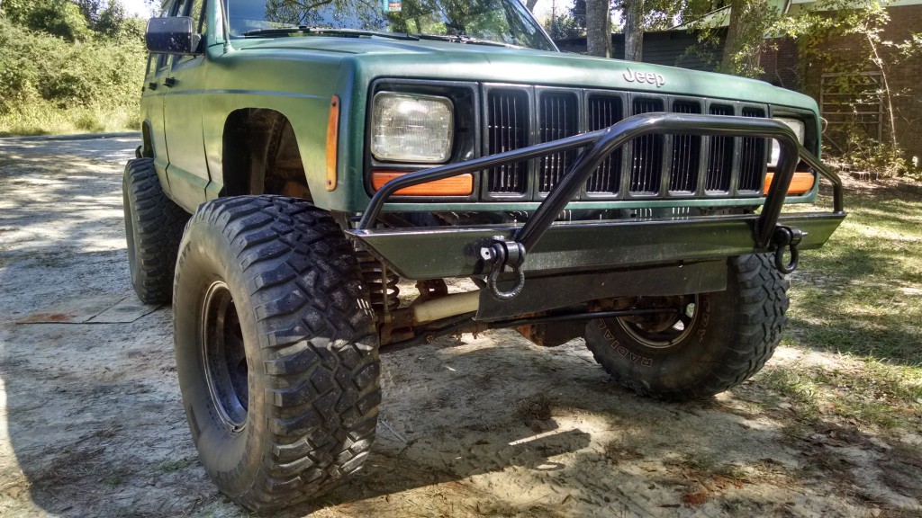 Front and Rear Bumper SetJeep Cherokee XJ (8401)