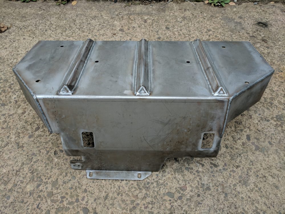 2006 toyota gas tank size