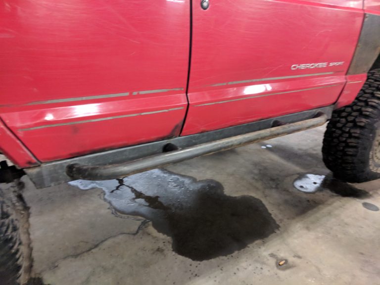 Weld in Rock SlidersJeep Cherokee XJ (8401)