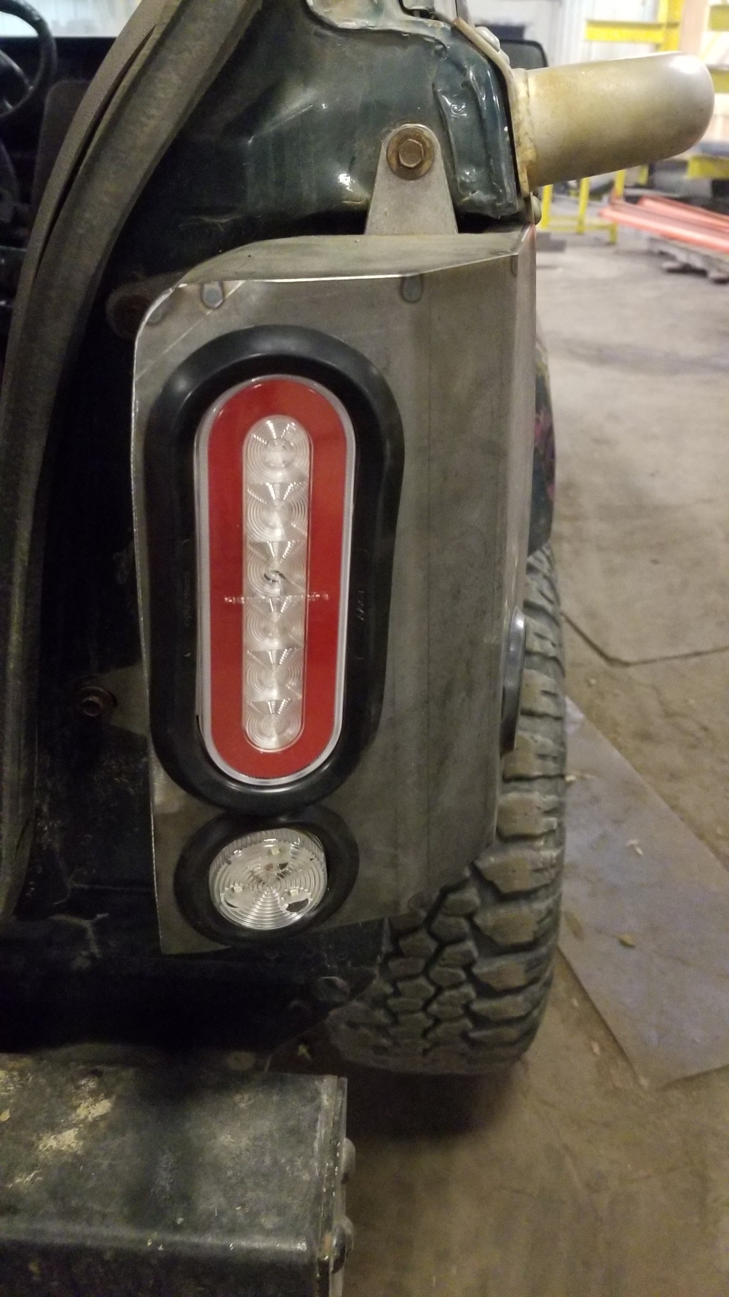 Jeep Grand Cherokee ZJ Tail Light Housings (93-98) - Affordable Offroad